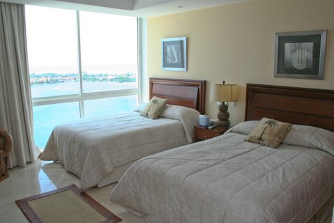 Guest Suite 2, another view