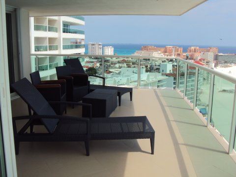 Another view of the extra large ocean view patio which sits on the 17th floor and offers 100% privacy