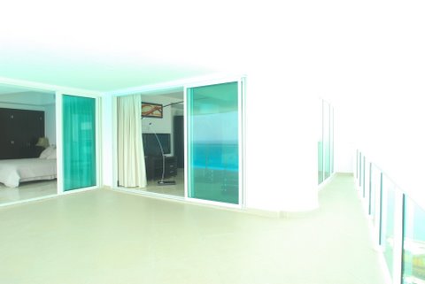 Another view of the extra large ocean view patio which sits on the 17th floor and offers 100% privacy