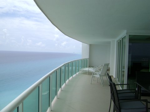 Another view of the extra large ocean view patio which sits on the 18th floor and offers 100% privacy