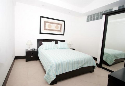 Guest suite 3 offer a queen size bed