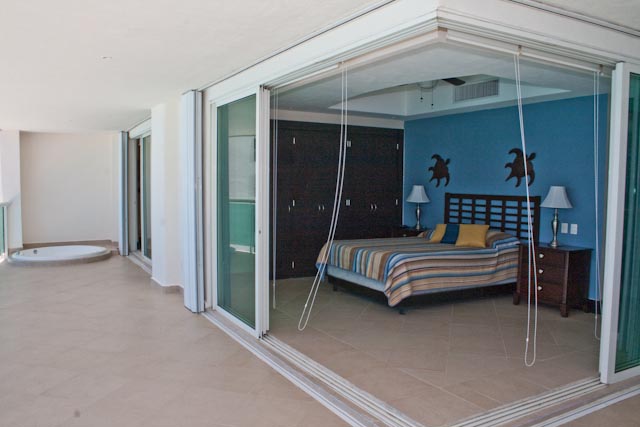 Guest Suite 2, another view