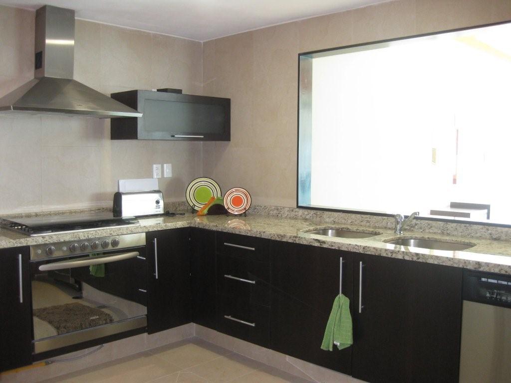 Contemporary full size kitchen with granite contertops